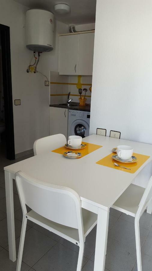 Puerta Del Sol Apartment กาเลตาเดฟุสเต ภายนอก รูปภาพ
